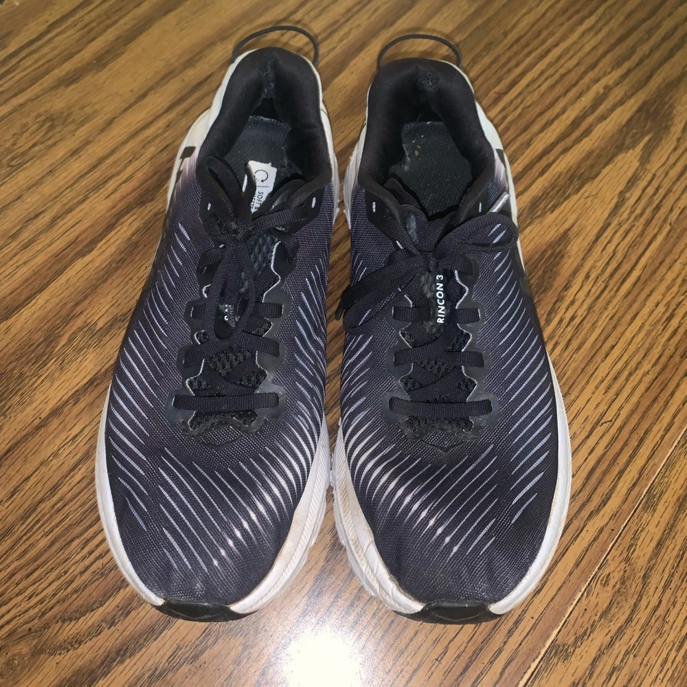 Sneakers - Picture 2 of 4